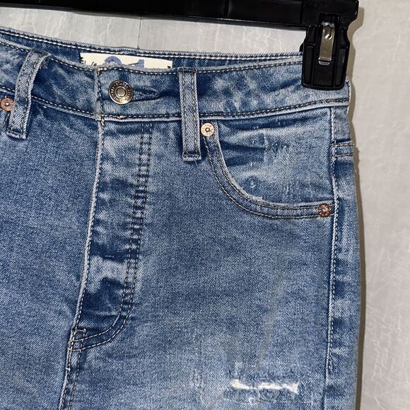 free people 24 crvy High Rise Blue Distressed Raw Fringe Hem Denim Shorts - Picture 4 of 14